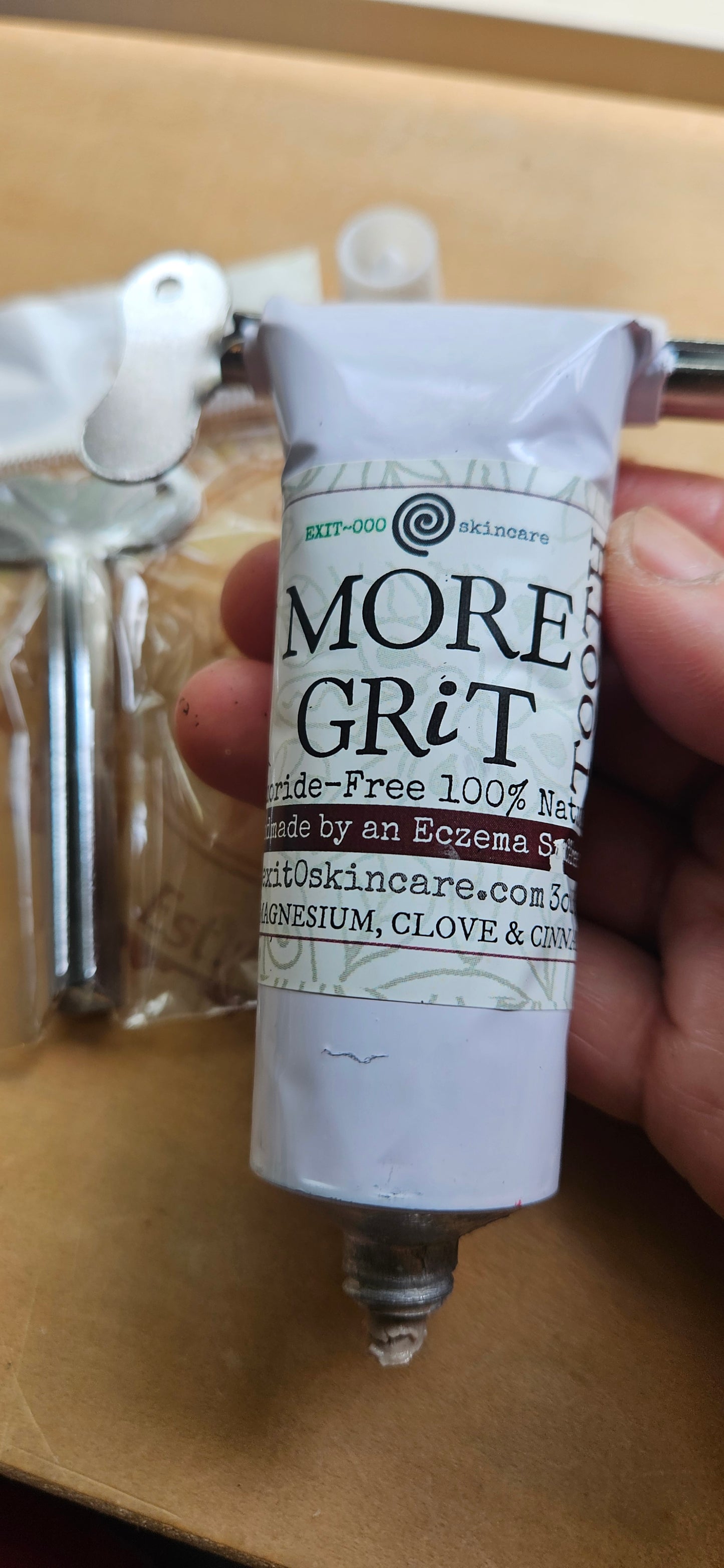 Teeth: Toothpaste Squeezer Metal Key